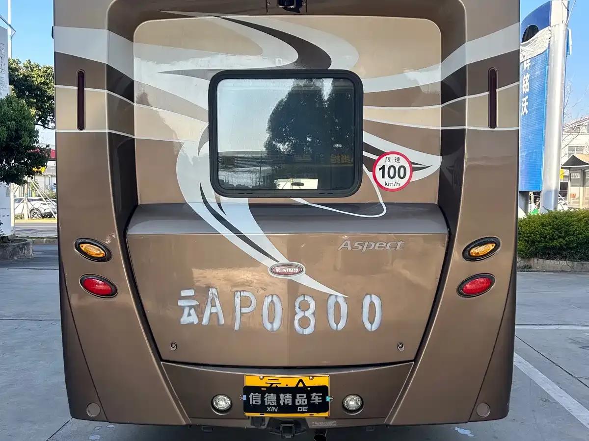 Ford E350 2011 5.4L Platinum Limited Edition — миниатюра 8