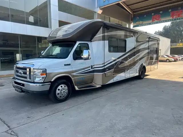 Ford E350 2011 5.4L Platinum Limited Edition