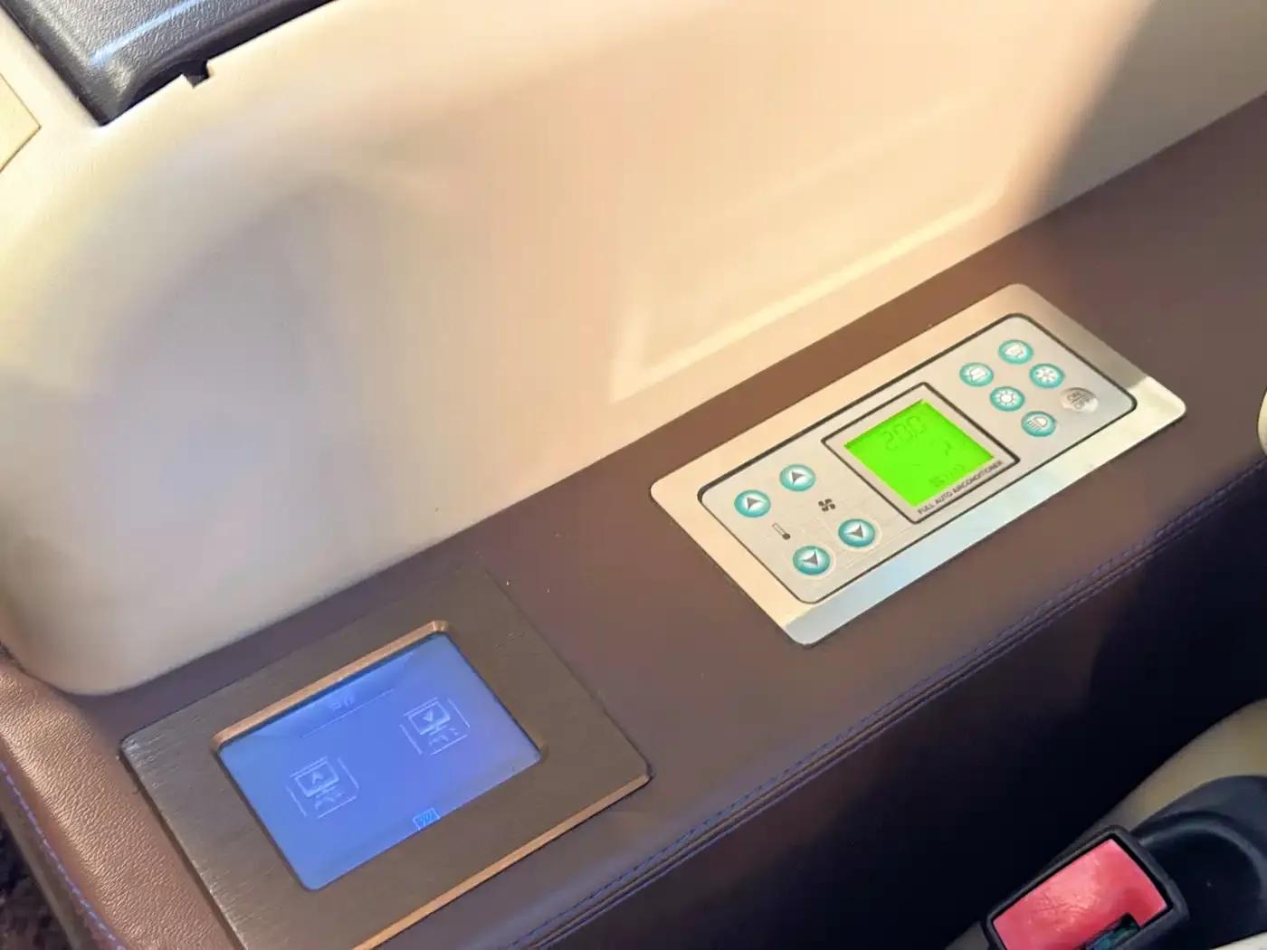 2014 Ford E350 5.4L Automatic — миниатюра 29
