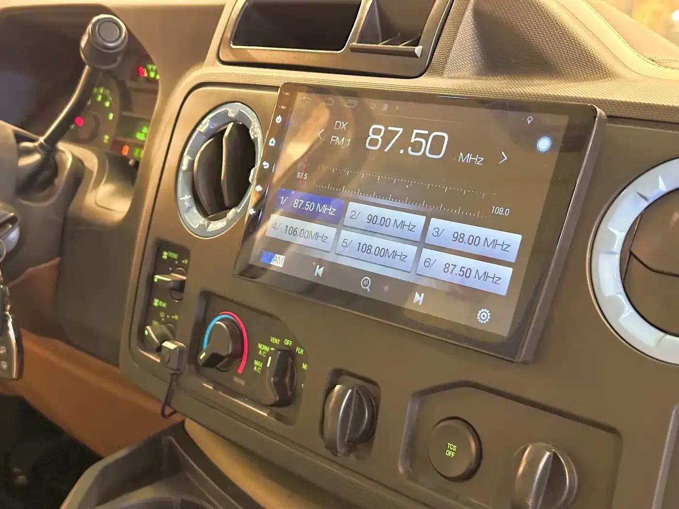 2014 Ford E350 5.4L Automatic — миниатюра 33