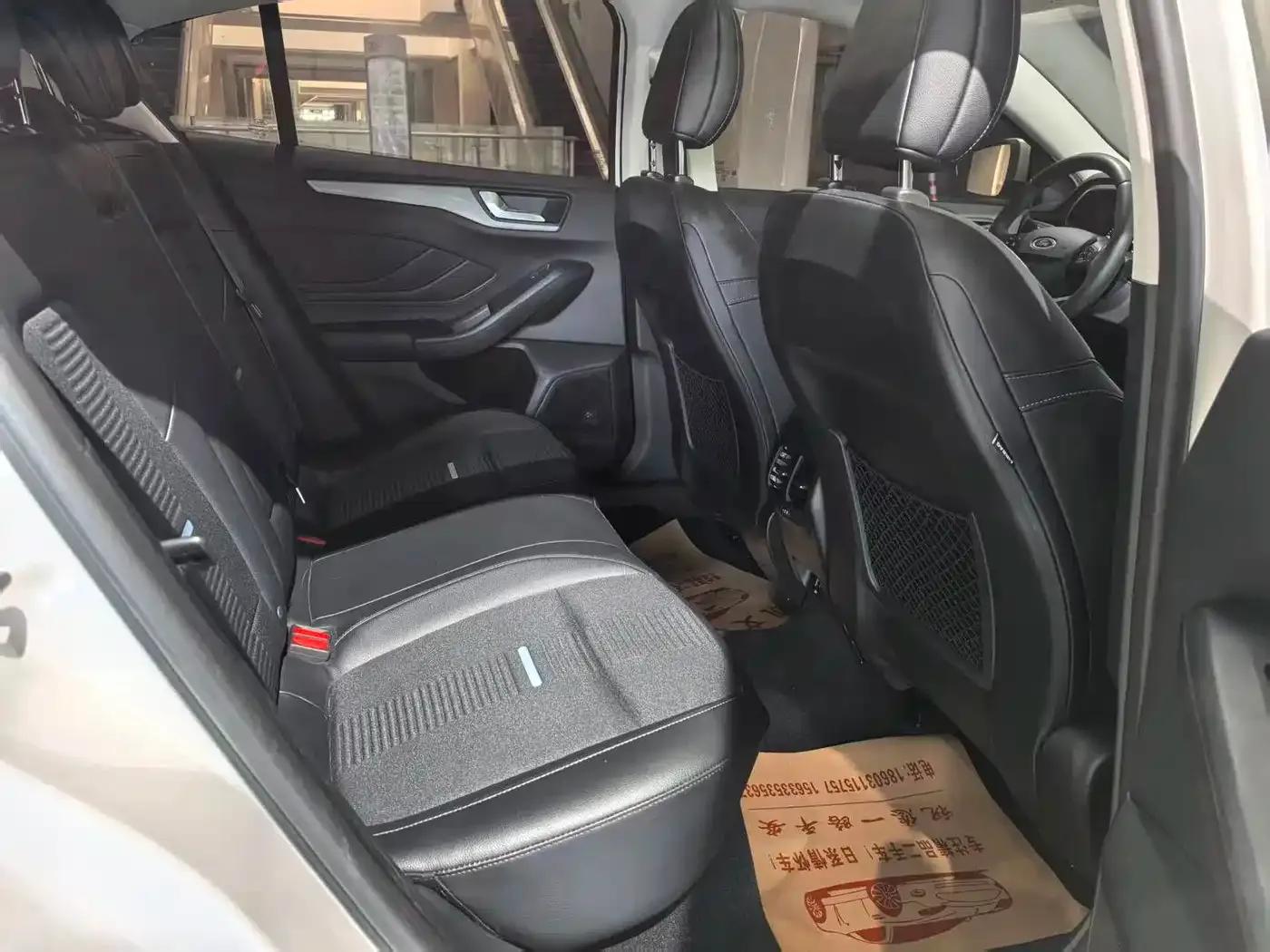 Ford Focus Active 2020 EcoBoost 180 Automatic Trend Edition — миниатюра 9