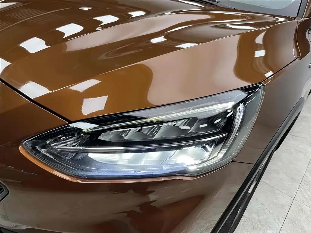 2021 Ford Focus Active EcoBoost 180 Automatic Trend Edition — миниатюра 17