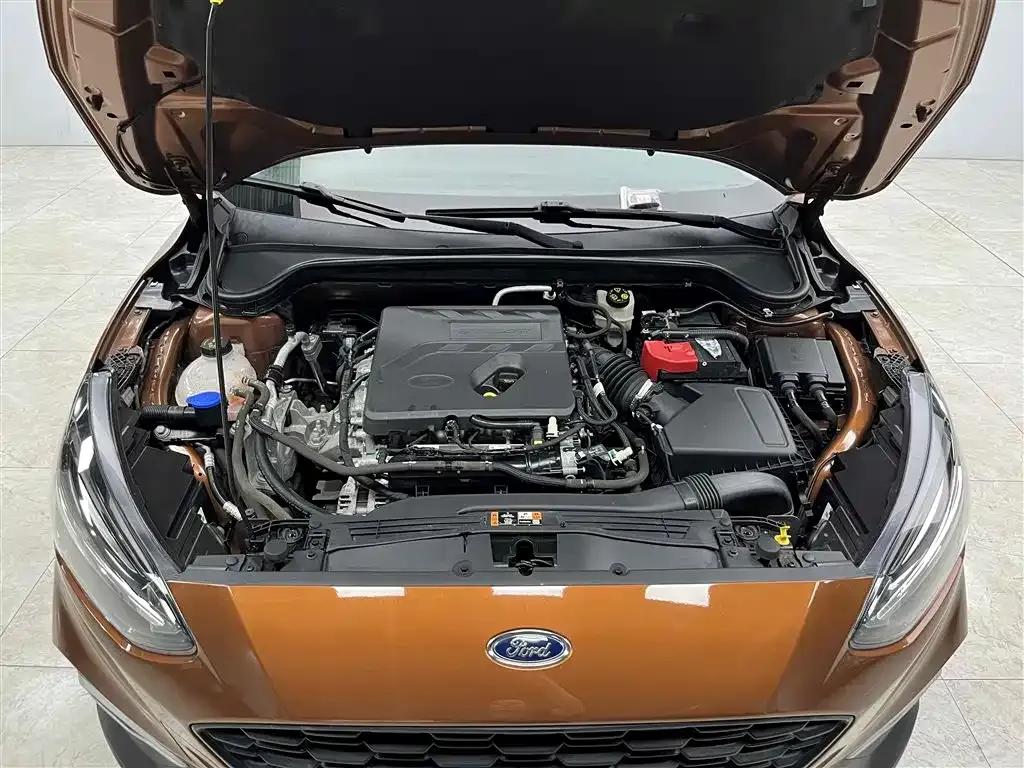 2021 Ford Focus Active EcoBoost 180 Automatic Trend Edition — миниатюра 20