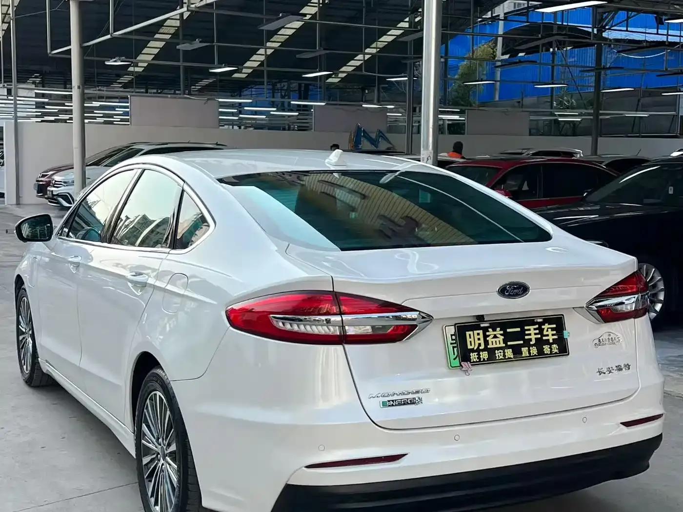 Mondeo PHEV 2018 2.0 PHEV Intelligent Control Fashion Model (National VI Emission Standard) — миниатюра 4