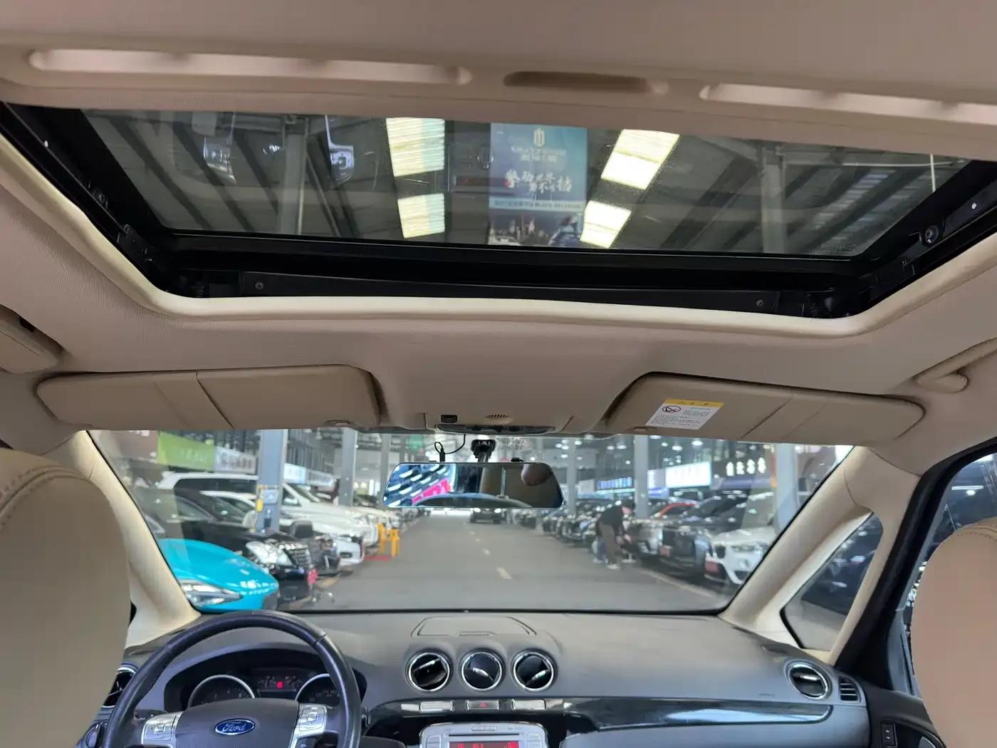 Maxx 2008 2.3L 7-seater Luxury — миниатюра 12