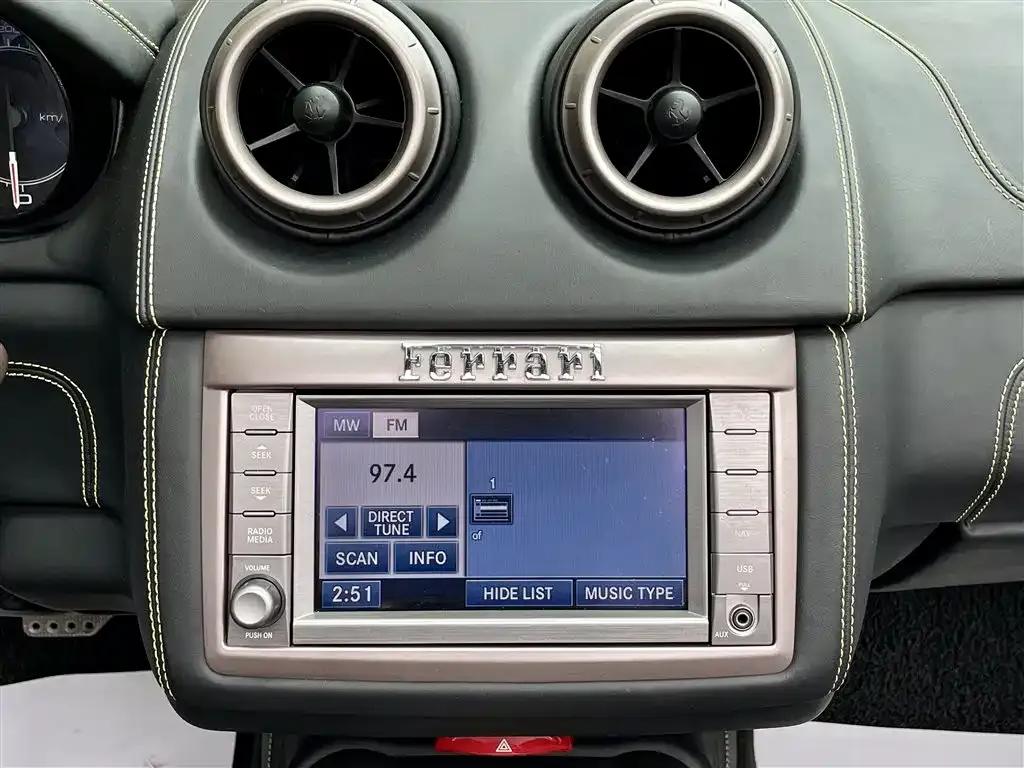 California T 2009 4.3L Standard Model — миниатюра 27