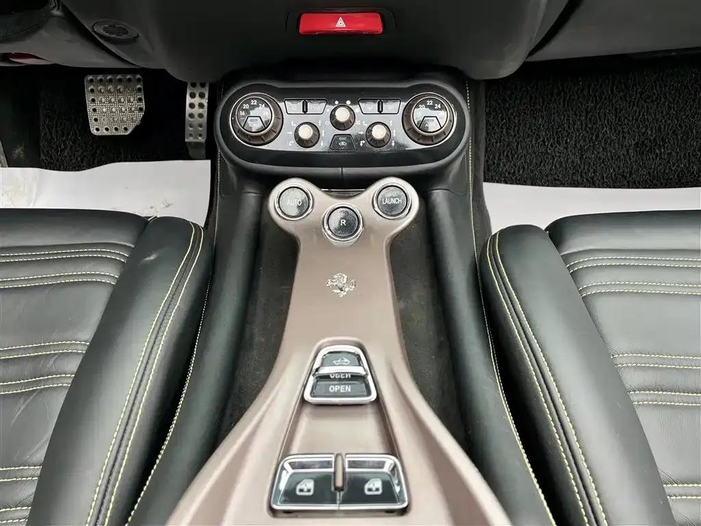 California T 2009 4.3L Standard Model — миниатюра 29