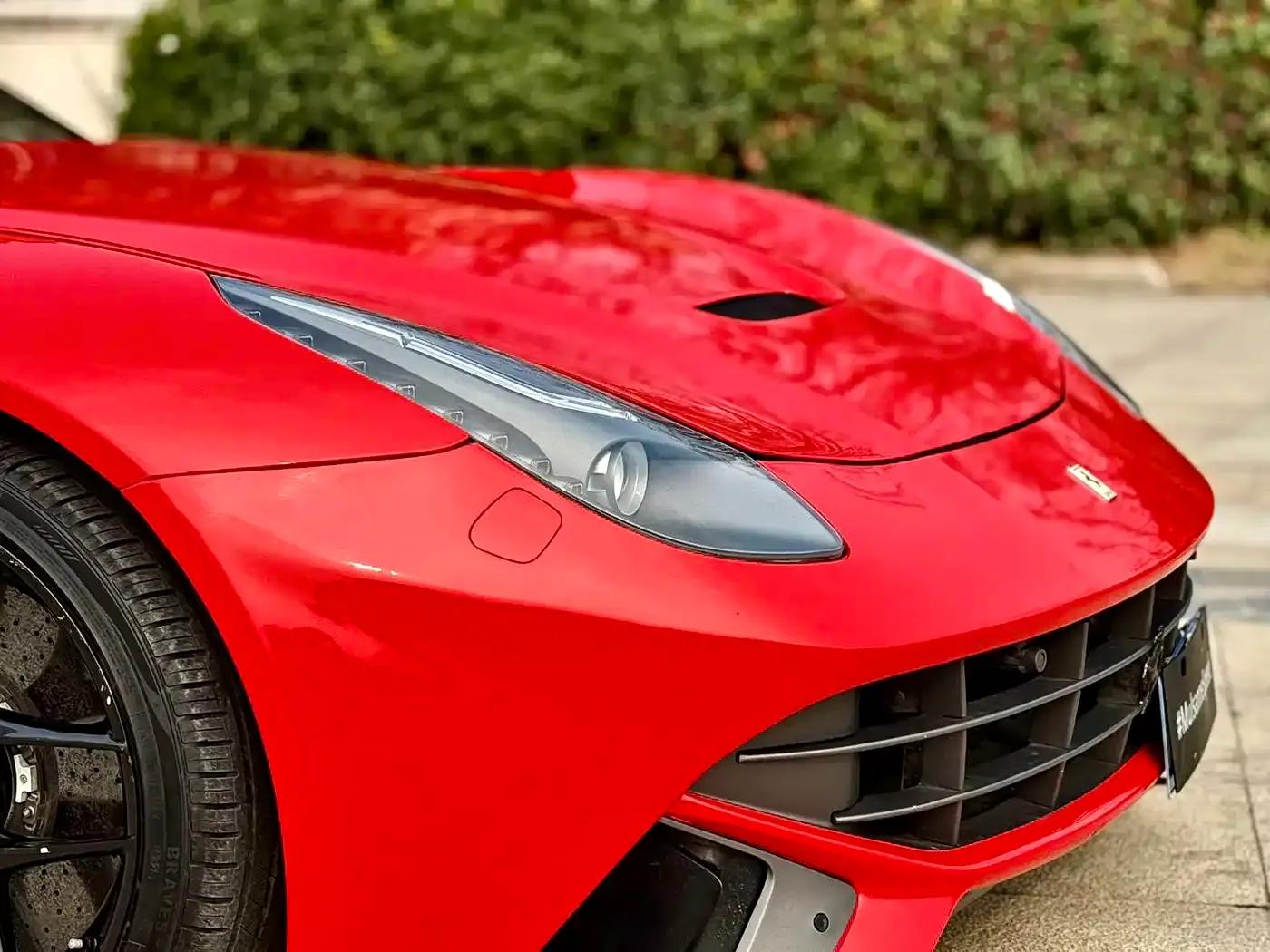 2013 F12berlinetta 6.3L Standard Model — миниатюра 7