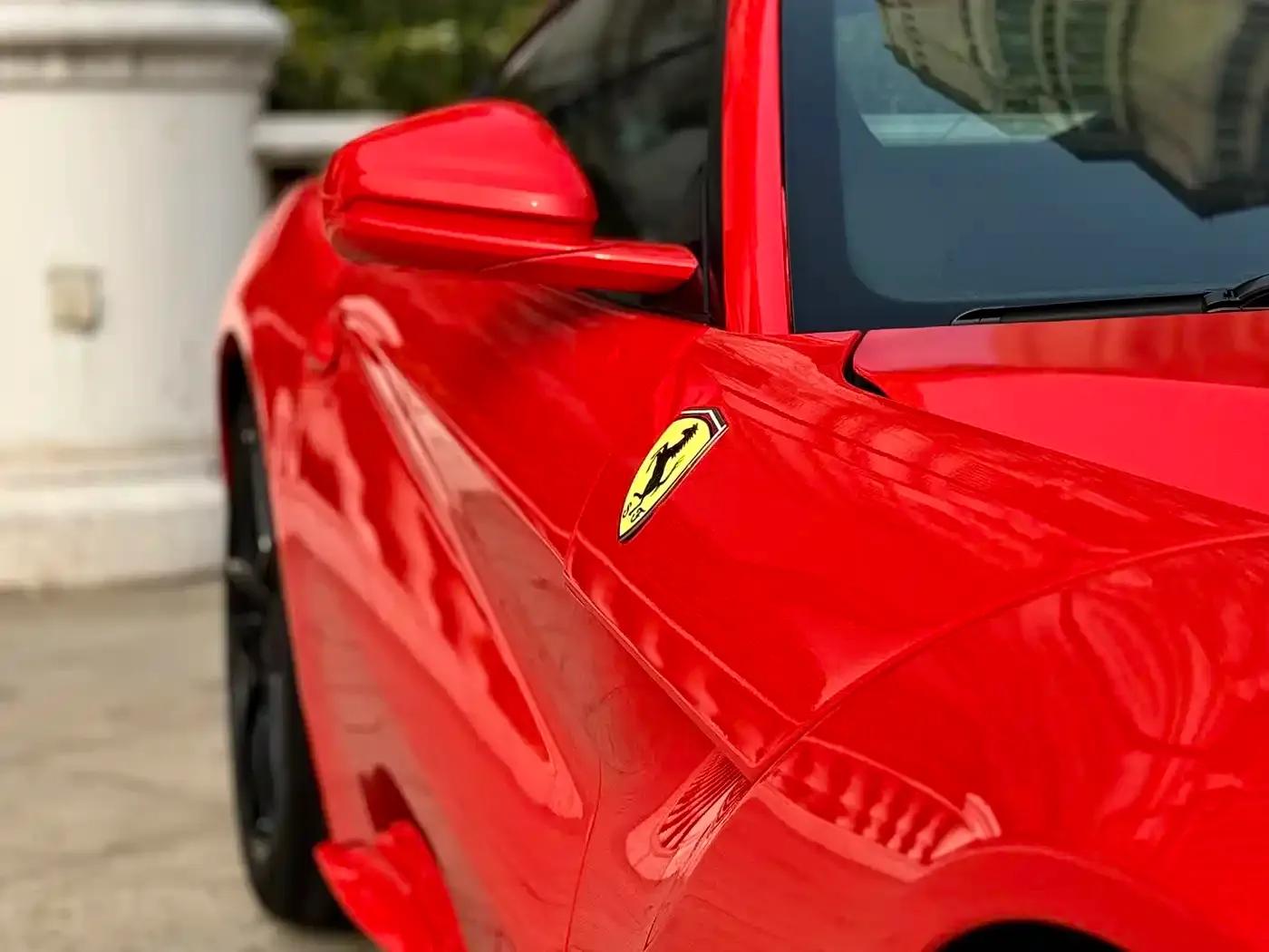 2013 F12berlinetta 6.3L Standard Model — миниатюра 8