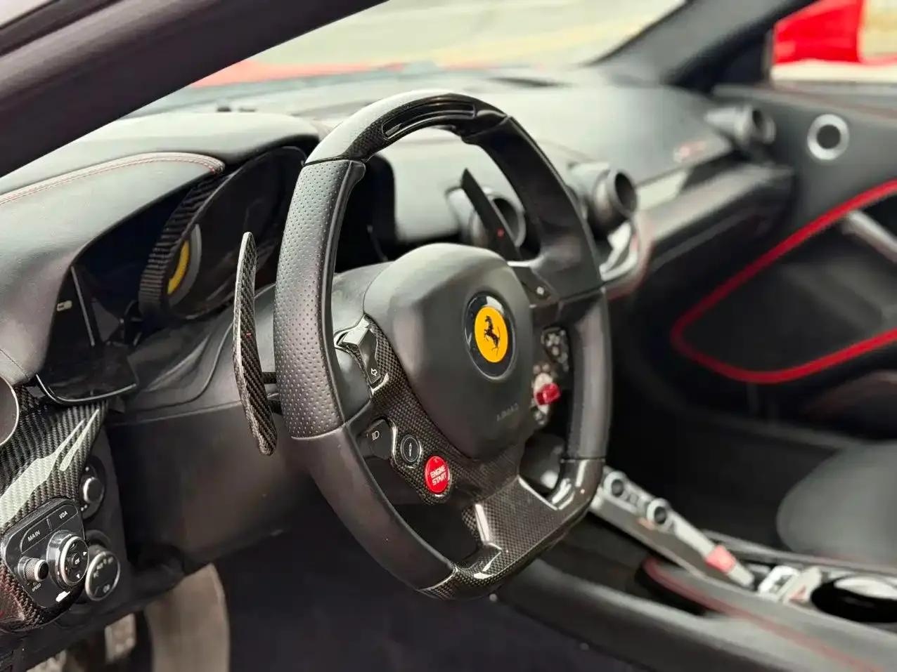 2013 F12berlinetta 6.3L Standard Model — миниатюра 3