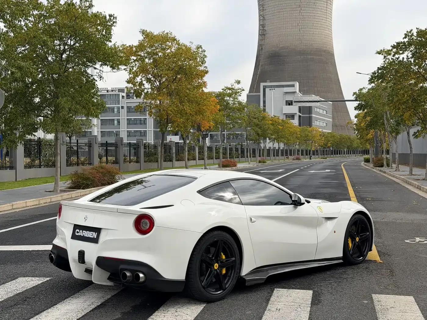 2013 F12berlinetta 6.3L Standard Model — миниатюра 4