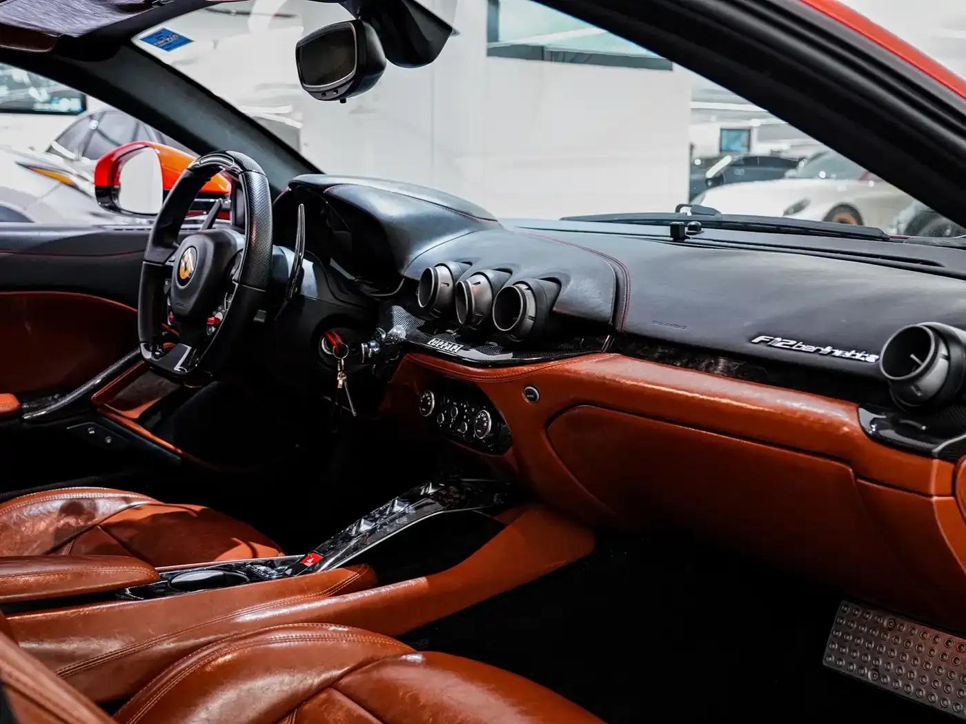 2013 F12berlinetta 6.3L Standard Model — миниатюра 21