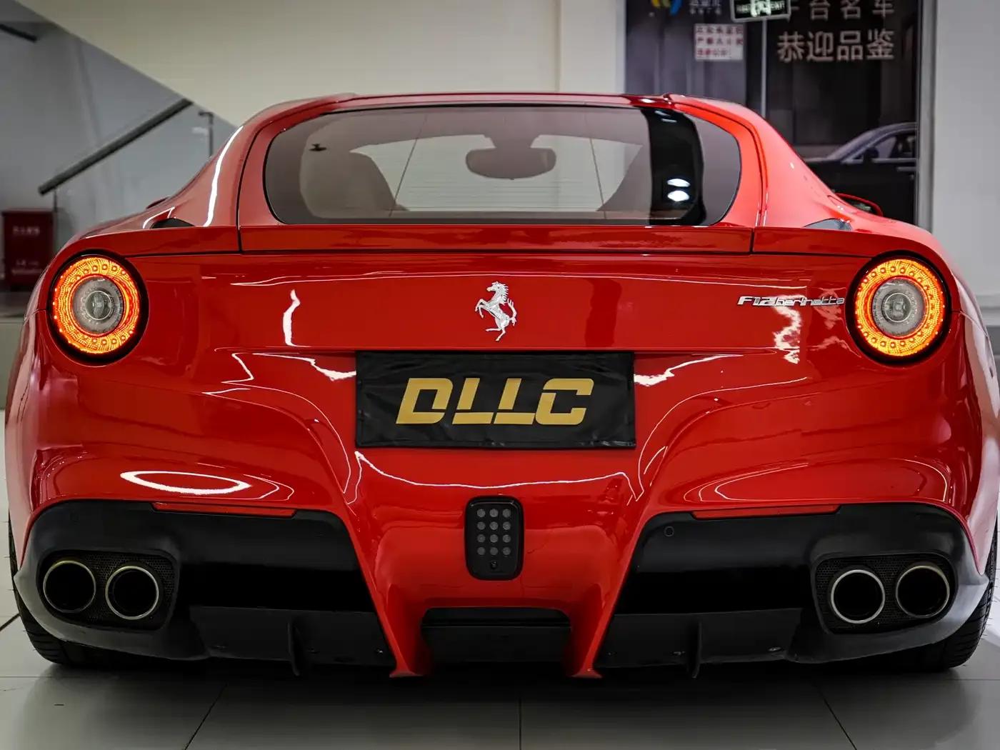 2013 F12berlinetta 6.3L Standard Model — миниатюра 9