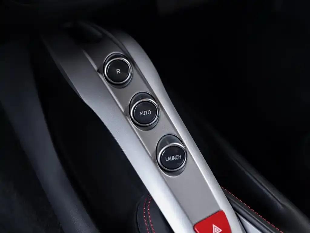 2013 F12berlinetta 6.3L Standard Model — миниатюра 14
