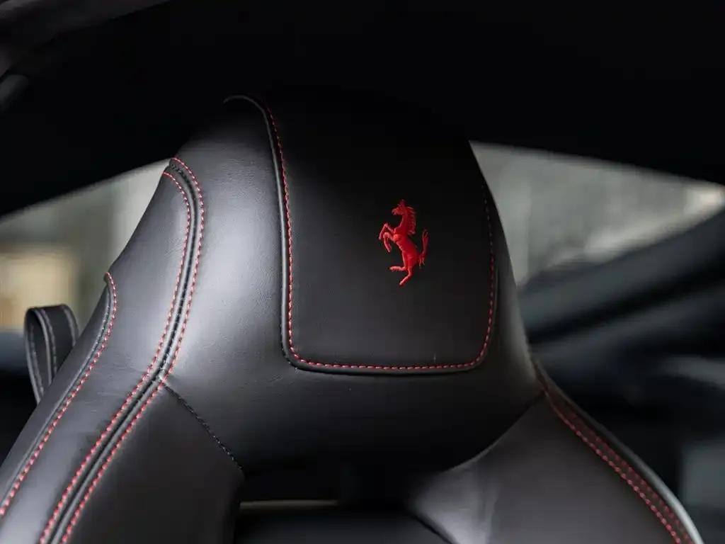 2013 F12berlinetta 6.3L Standard Model — миниатюра 18