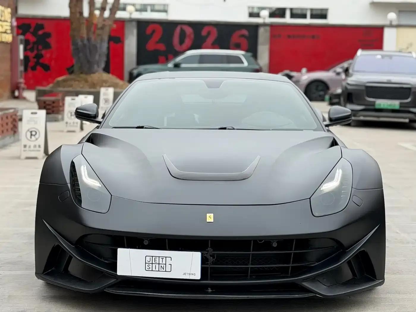 2013 F12berlinetta 6.3L Standard Model — миниатюра 1