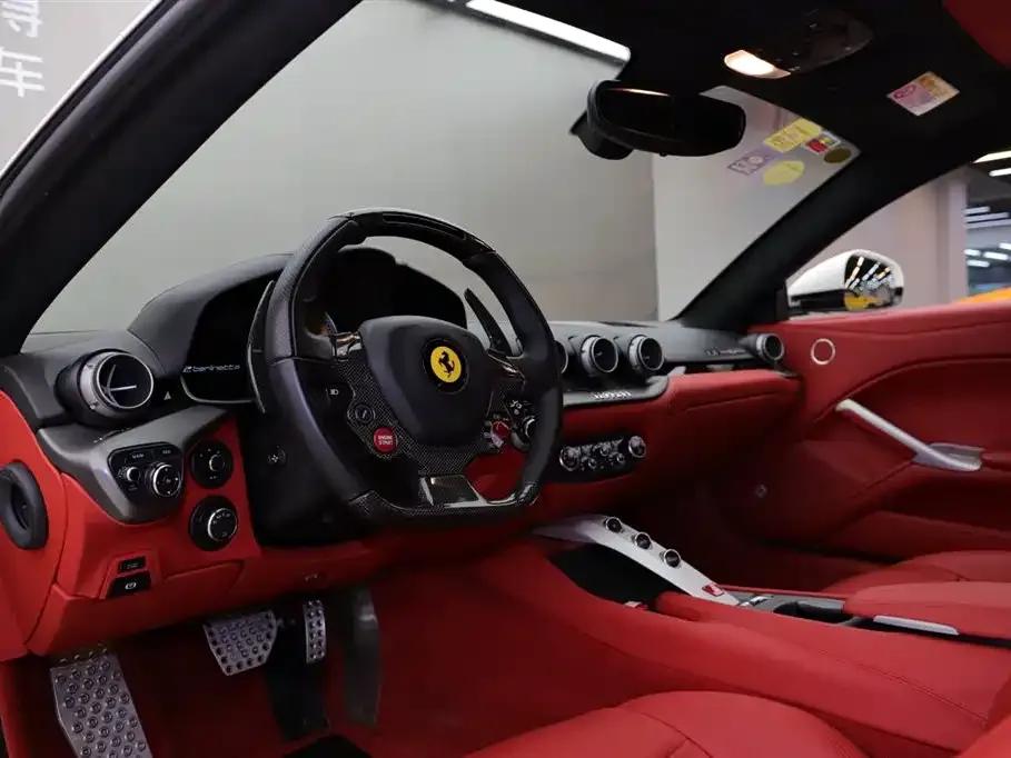 2013 F12berlinetta 6.3L Standard Model — миниатюра 5