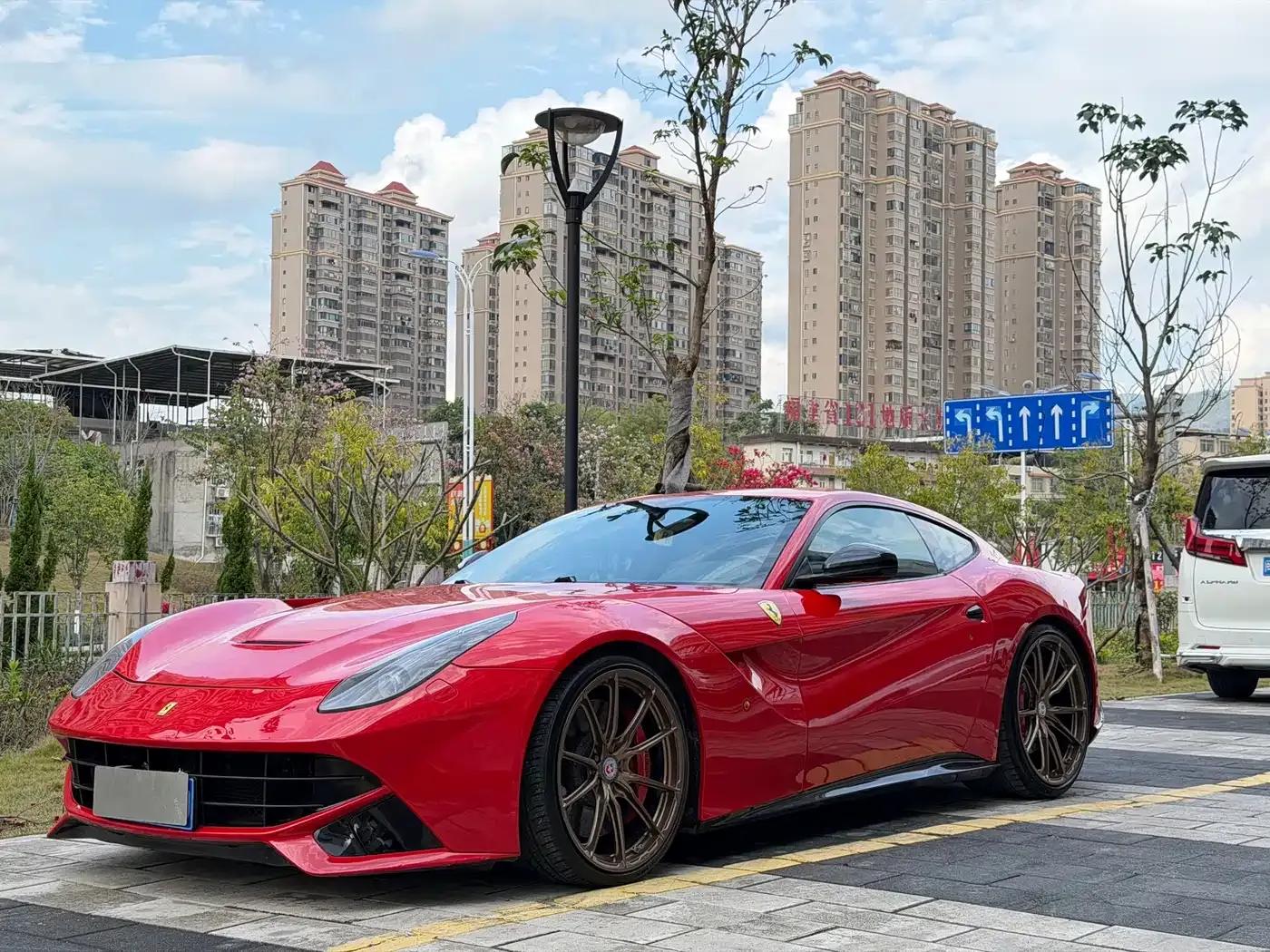 2013 F12berlinetta 6.3L Standard Model — миниатюра 2