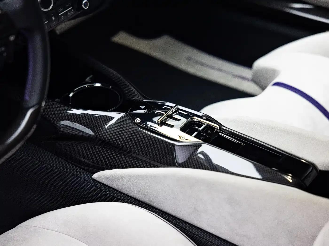 Ferrari 812 2024 Model 6.5L Automatic — миниатюра 15