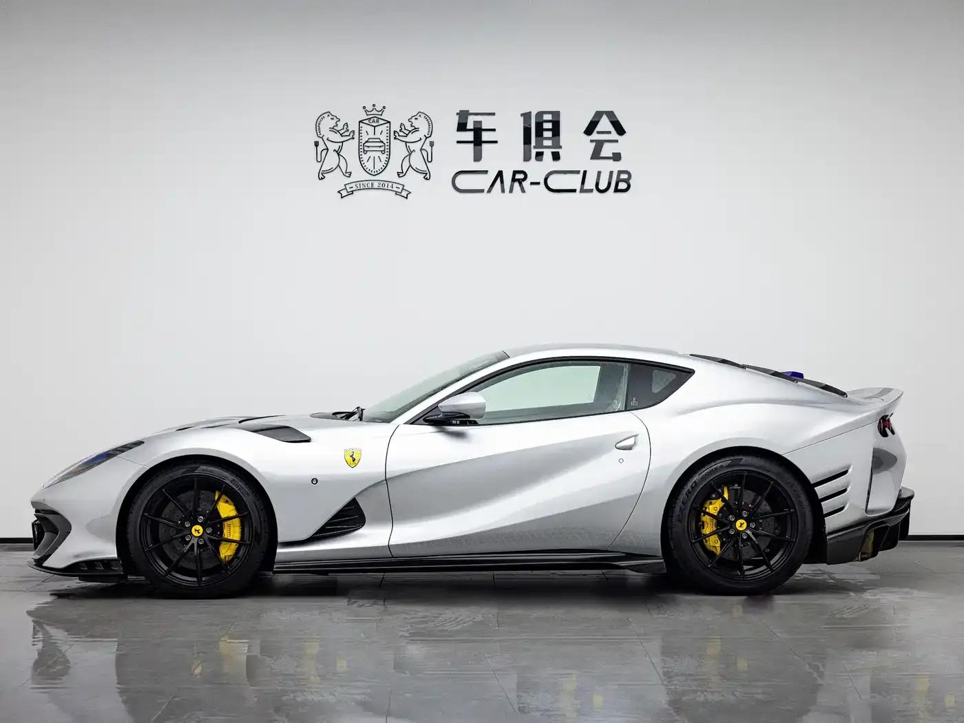 Ferrari 812 2024 Model 6.5L Automatic — миниатюра 3