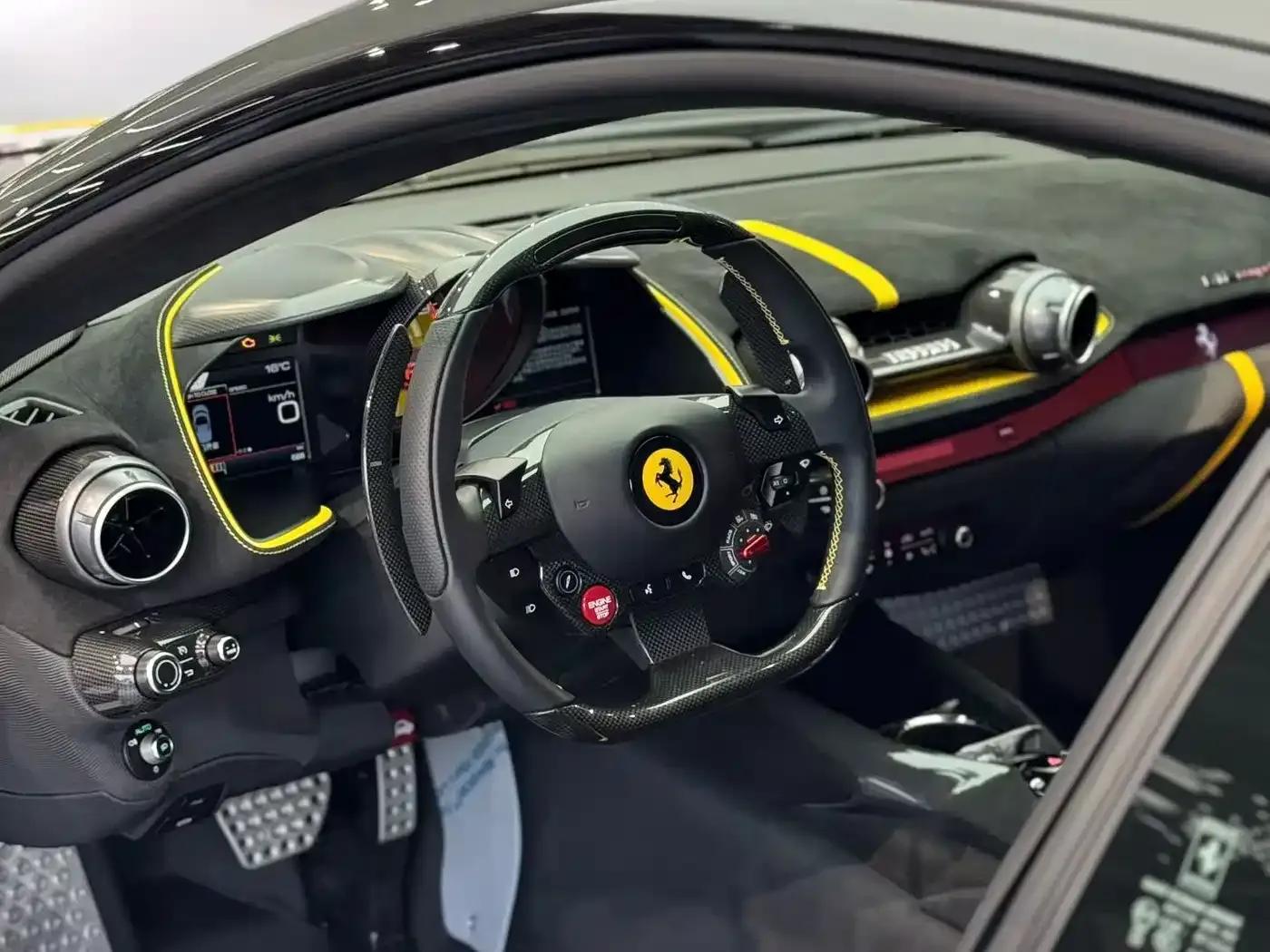 Ferrari 812 2022 6.5L Automatic — миниатюра 4