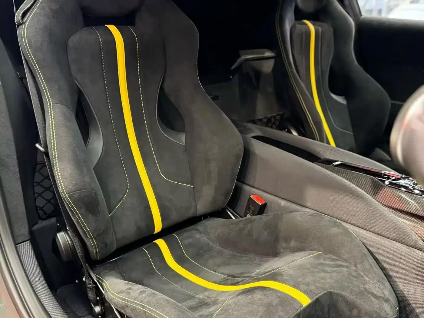 Ferrari 812 2022 6.5L Automatic — миниатюра 5