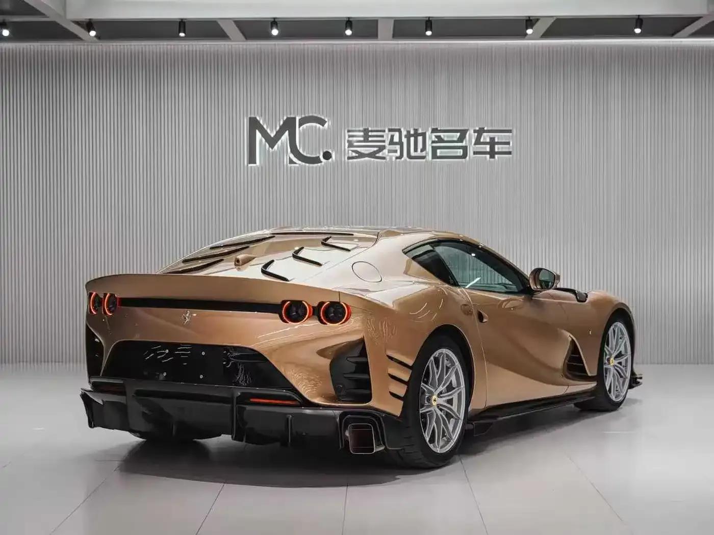 Ferrari 812 2023 Competizione one-off custom edition — миниатюра 9