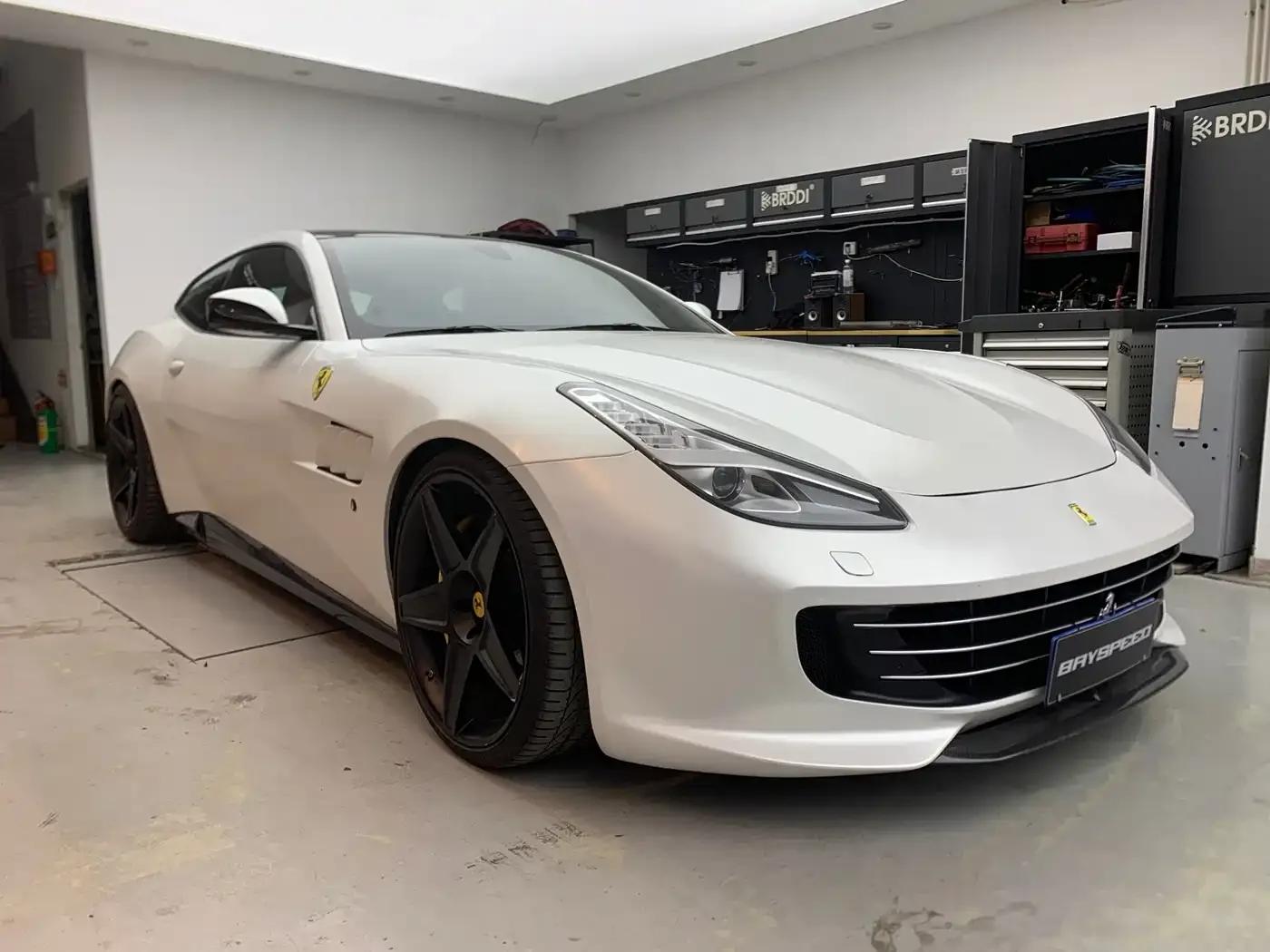 2016 GTC4Lusso 6.3L V12 — миниатюра 2
