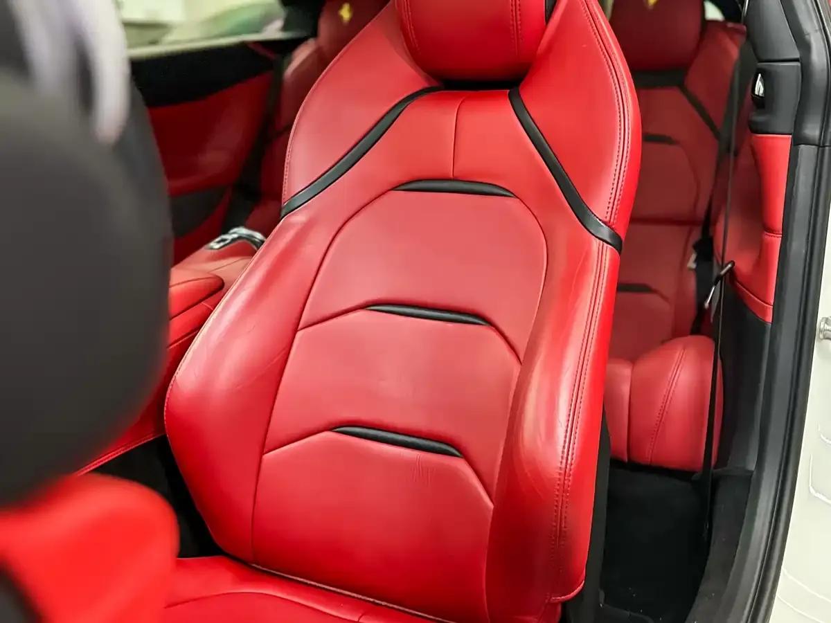 2017 GTC4Lusso 3.9T V8 — миниатюра 9
