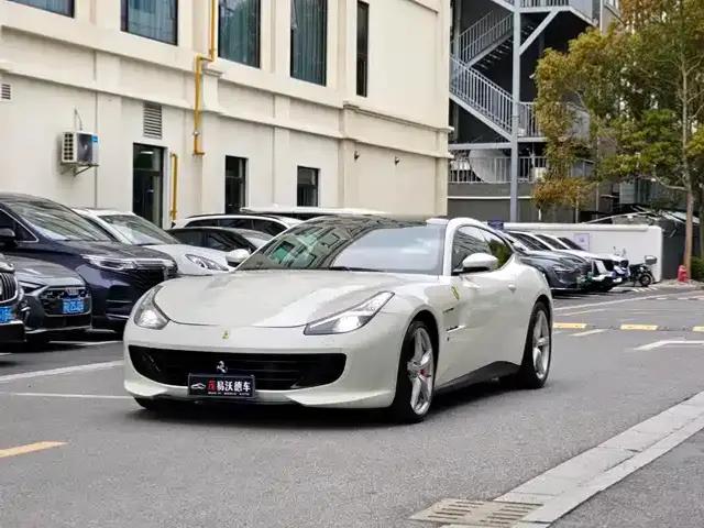 2017 GTC4Lusso 3.9T V8