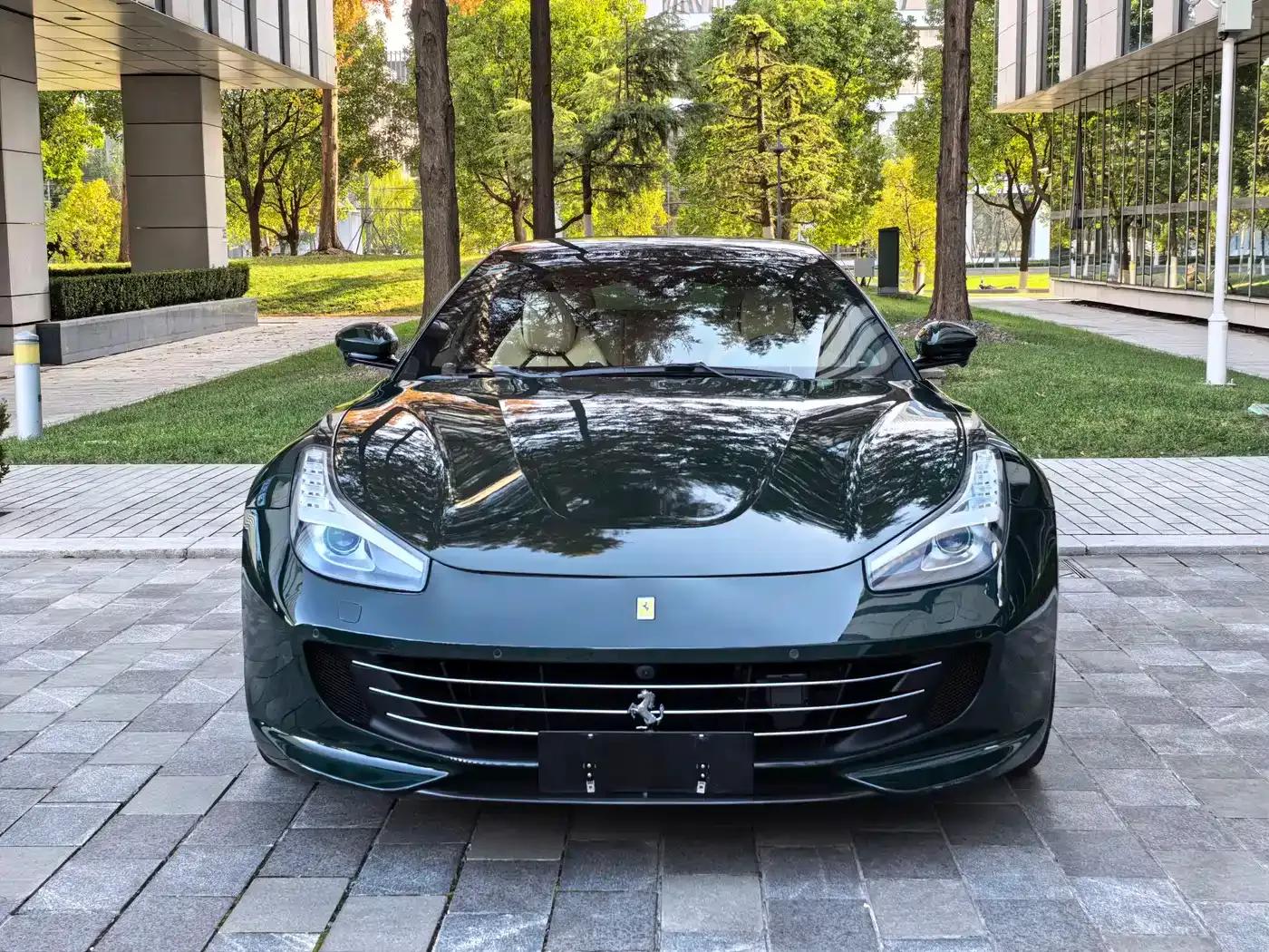 2017 GTC4Lusso 3.9T V8 — миниатюра 2