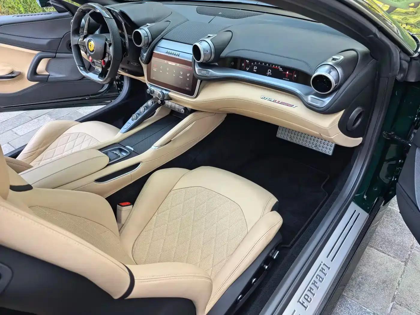 2017 GTC4Lusso 3.9T V8 — миниатюра 19