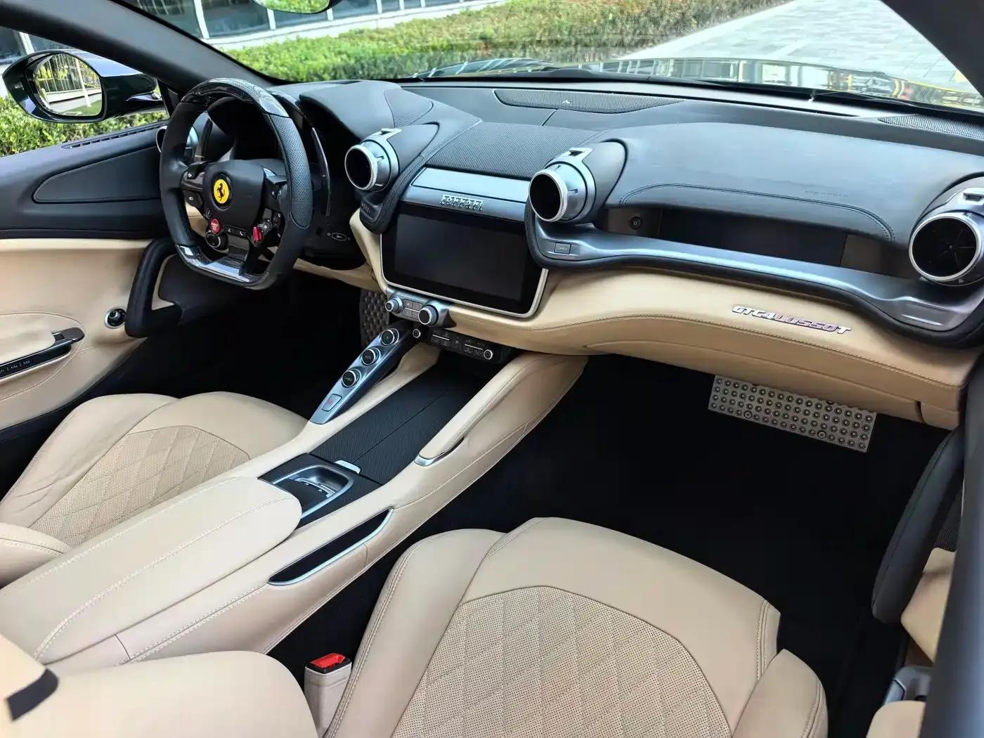 2017 GTC4Lusso 3.9T V8 — миниатюра 37