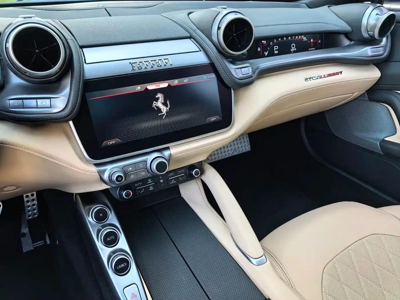 2017 GTC4Lusso 3.9T V8 — миниатюра 50