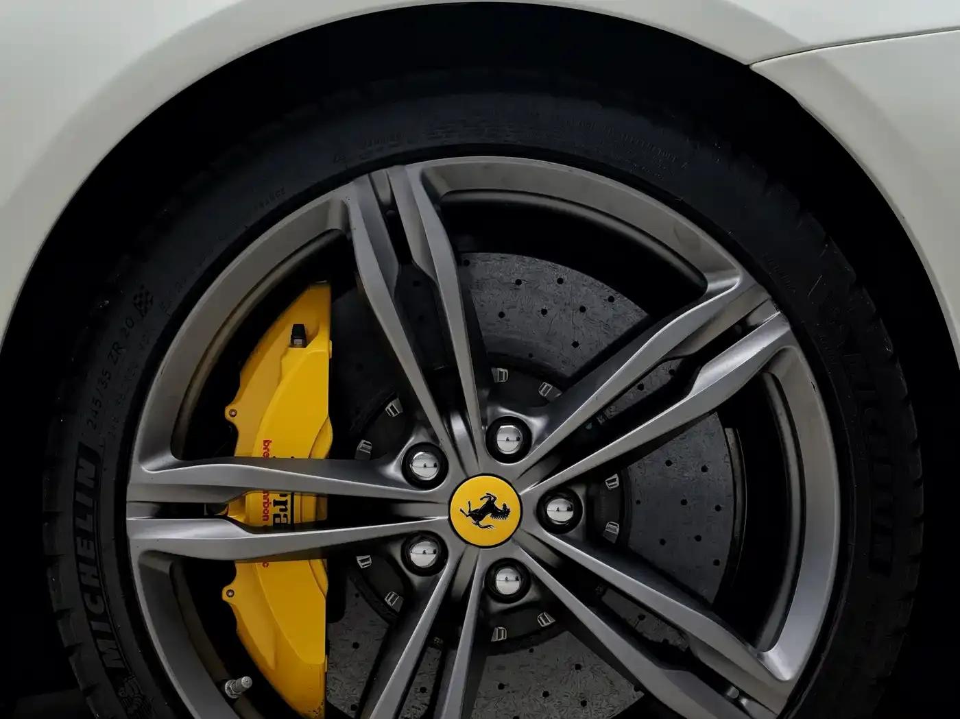 2016 GTC4Lusso 6.3L V12 — миниатюра 5