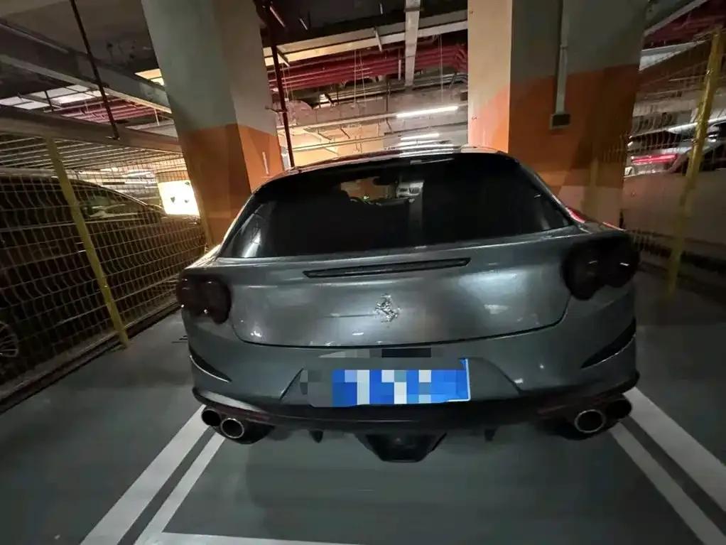 2017 GTC4Lusso 3.9T V8 — миниатюра 4