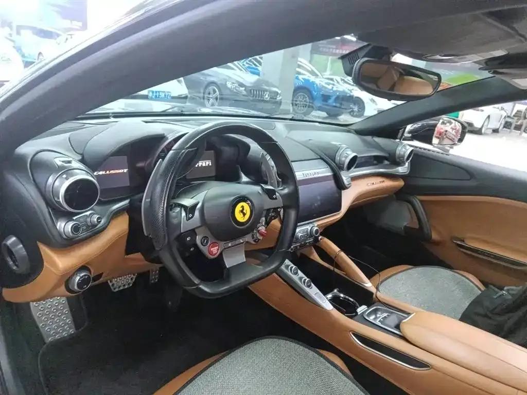 2017 GTC4Lusso 3.9T V8 — миниатюра 7