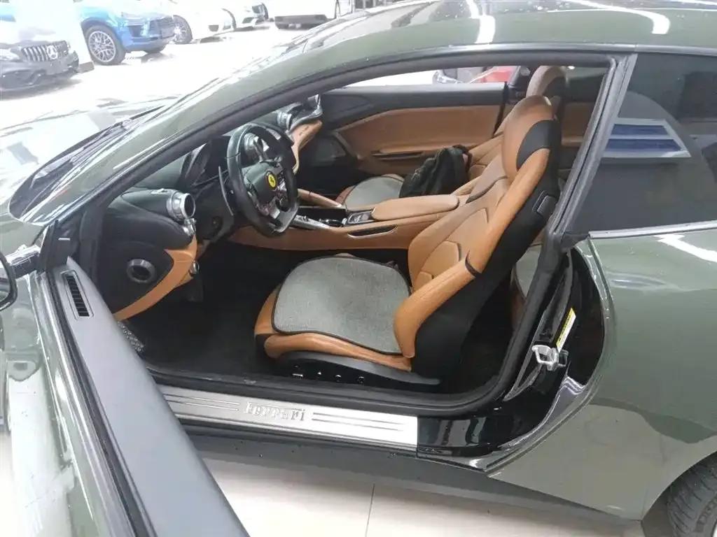 2017 GTC4Lusso 3.9T V8 — миниатюра 8