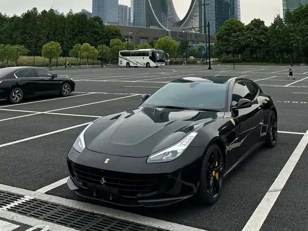 2017 GTC4Lusso 3.9T V8 — миниатюра 1