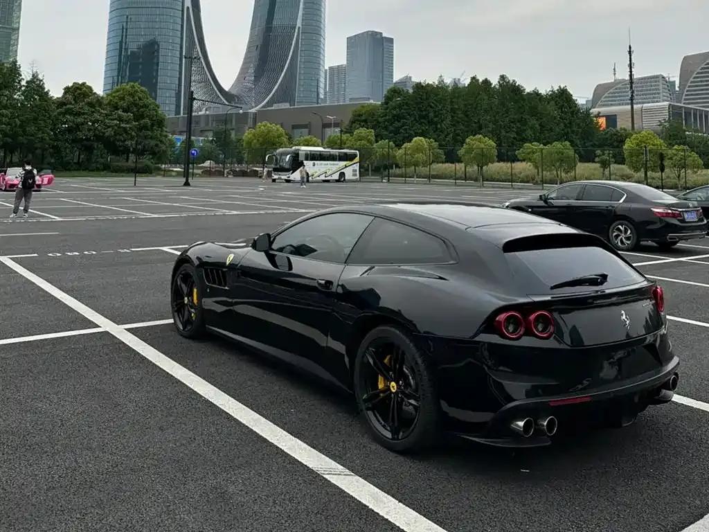 2017 GTC4Lusso 3.9T V8 — миниатюра 3
