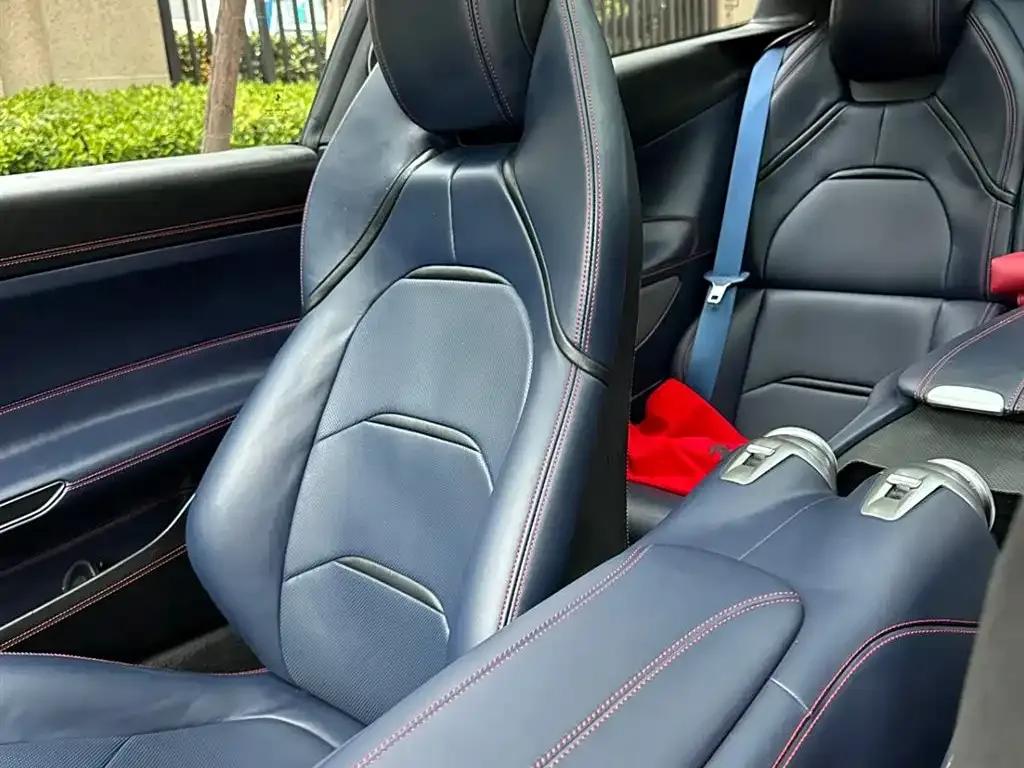 2017 GTC4Lusso 3.9T V8 — миниатюра 7