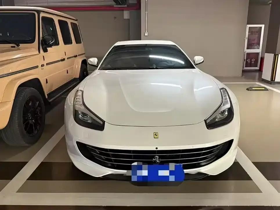 2017 GTC4Lusso 3.9T V8 — миниатюра 4