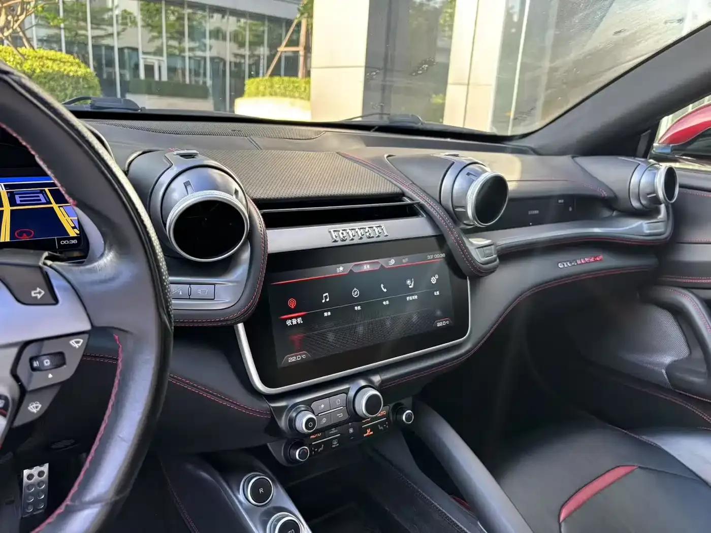2016 GTC4Lusso 6.3L V12 — миниатюра 9