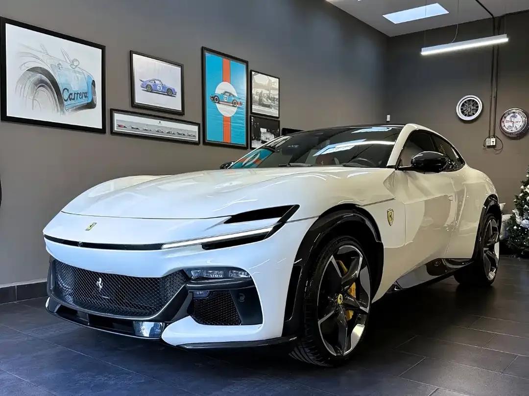 2023 Purosangue 6.5L V12 — миниатюра 1