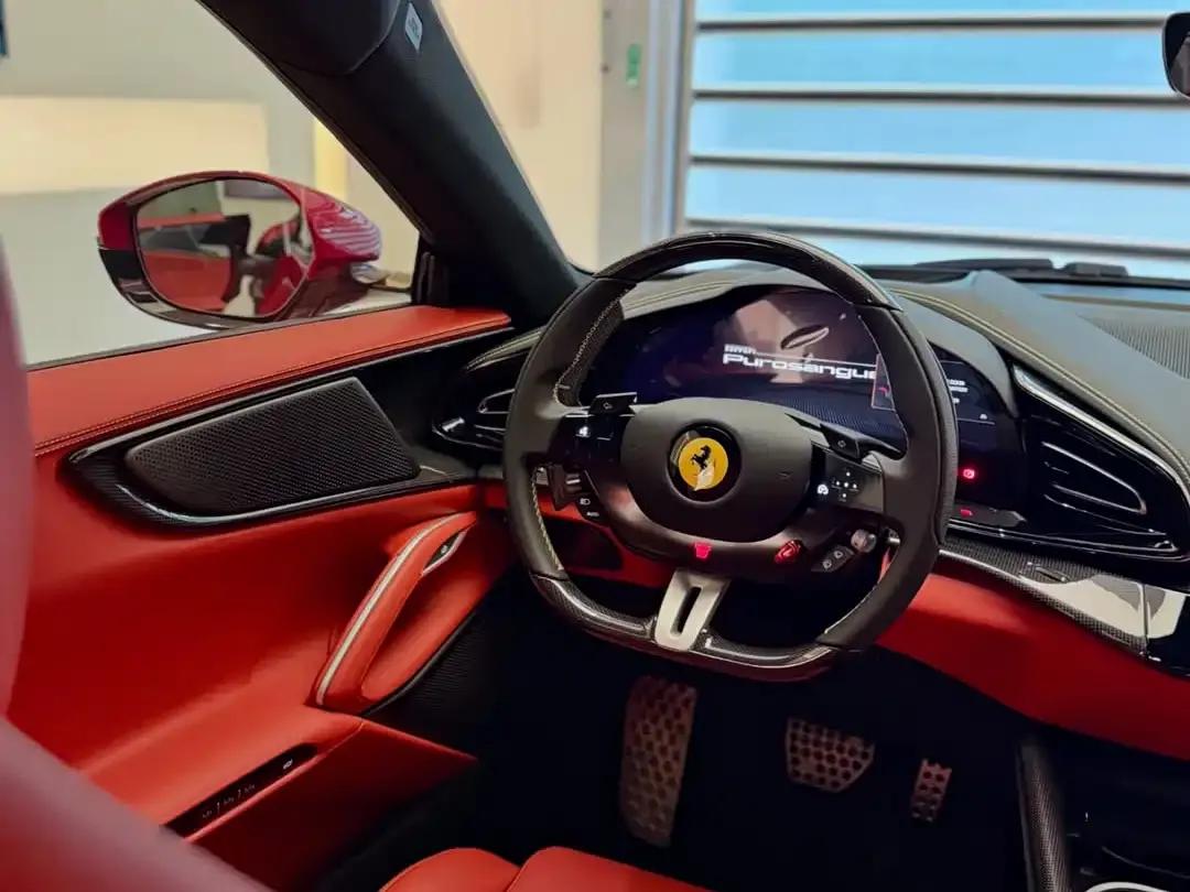 2023 Purosangue 6.5L V12 — миниатюра 5