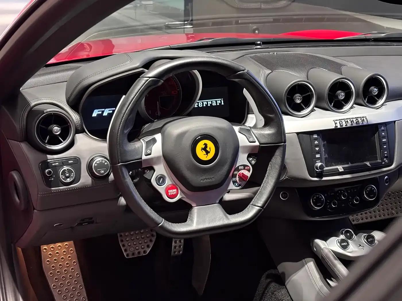 Ferrari FF 2012 6.3L V12 — миниатюра 10