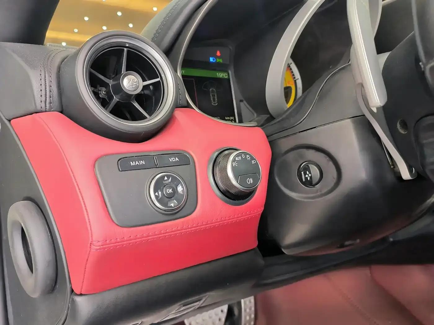 Ferrari FF 2012 6.3L V12 — миниатюра 13