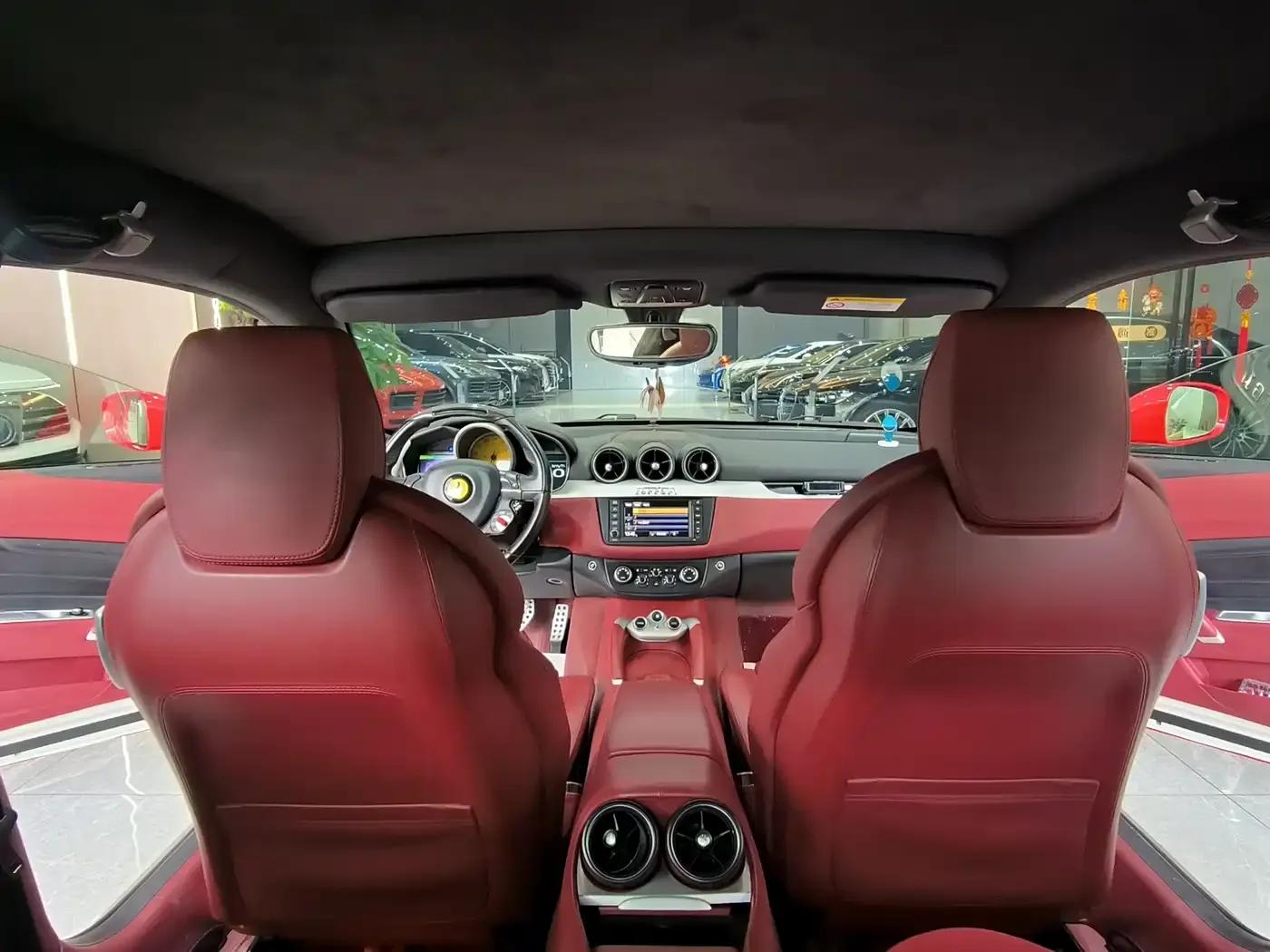 Ferrari FF 2012 6.3L V12 — миниатюра 4