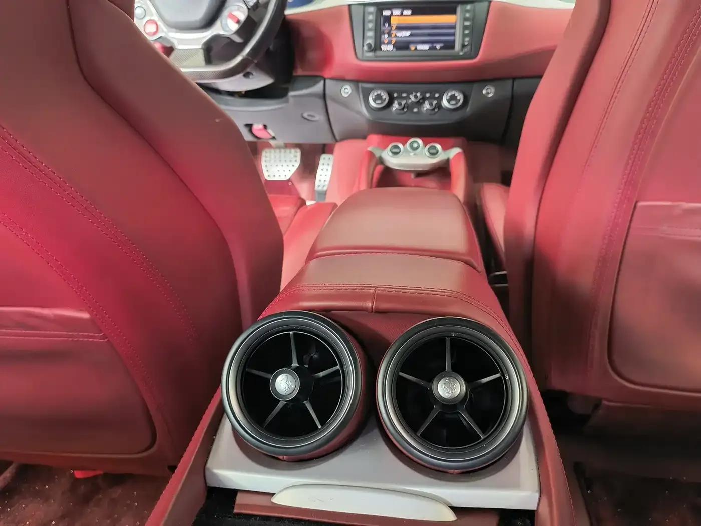 Ferrari FF 2012 6.3L V12 — миниатюра 9