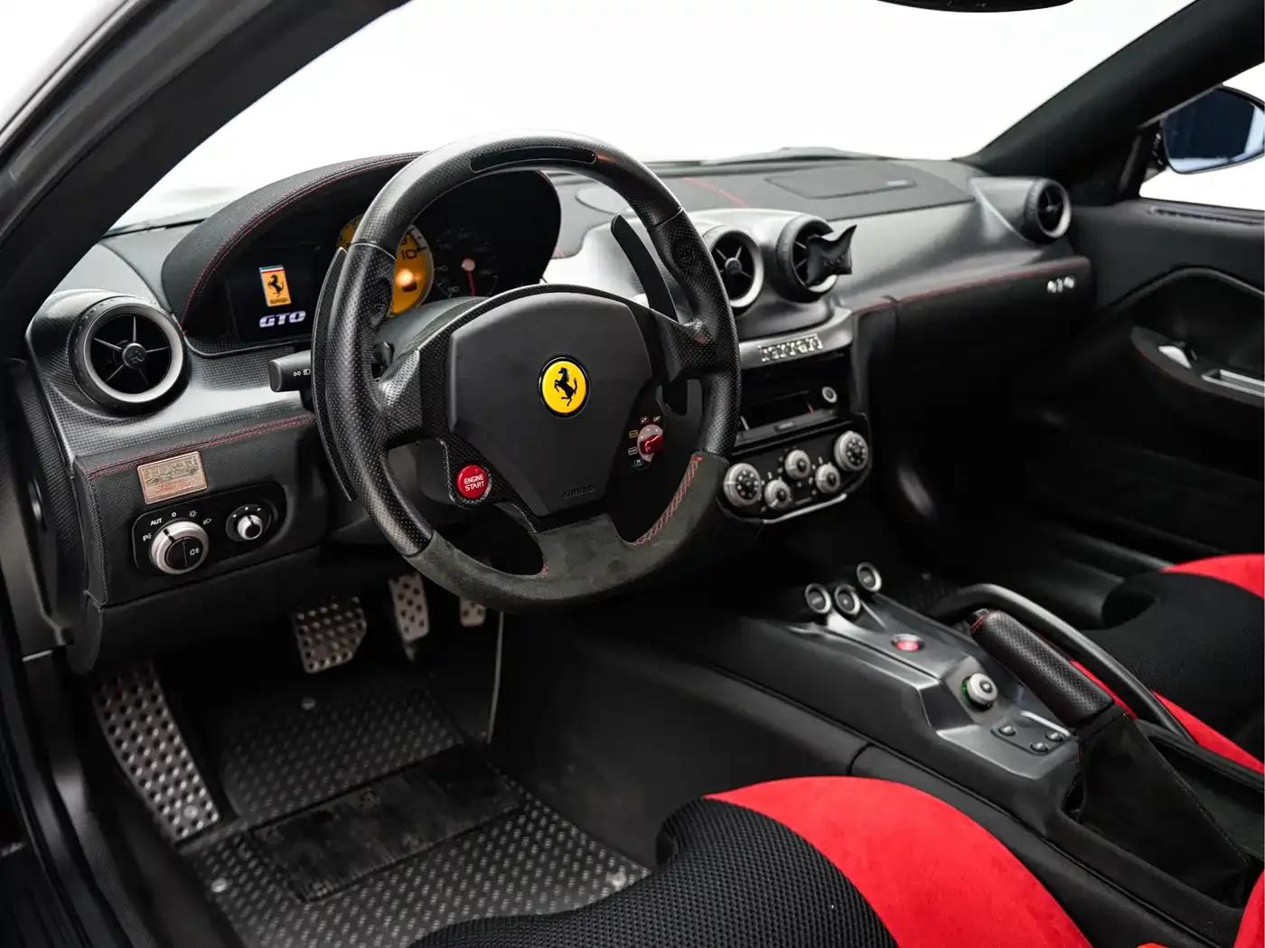 Ferrari 599 2011 GTO — миниатюра 14